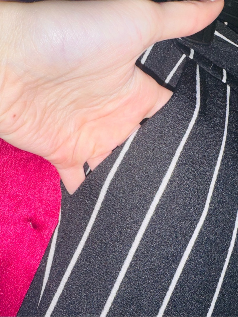👑 Like New SHEIN Black Pinstripe Tie-Waist Women’s Trousers — Size Small - Picture 6 of 7